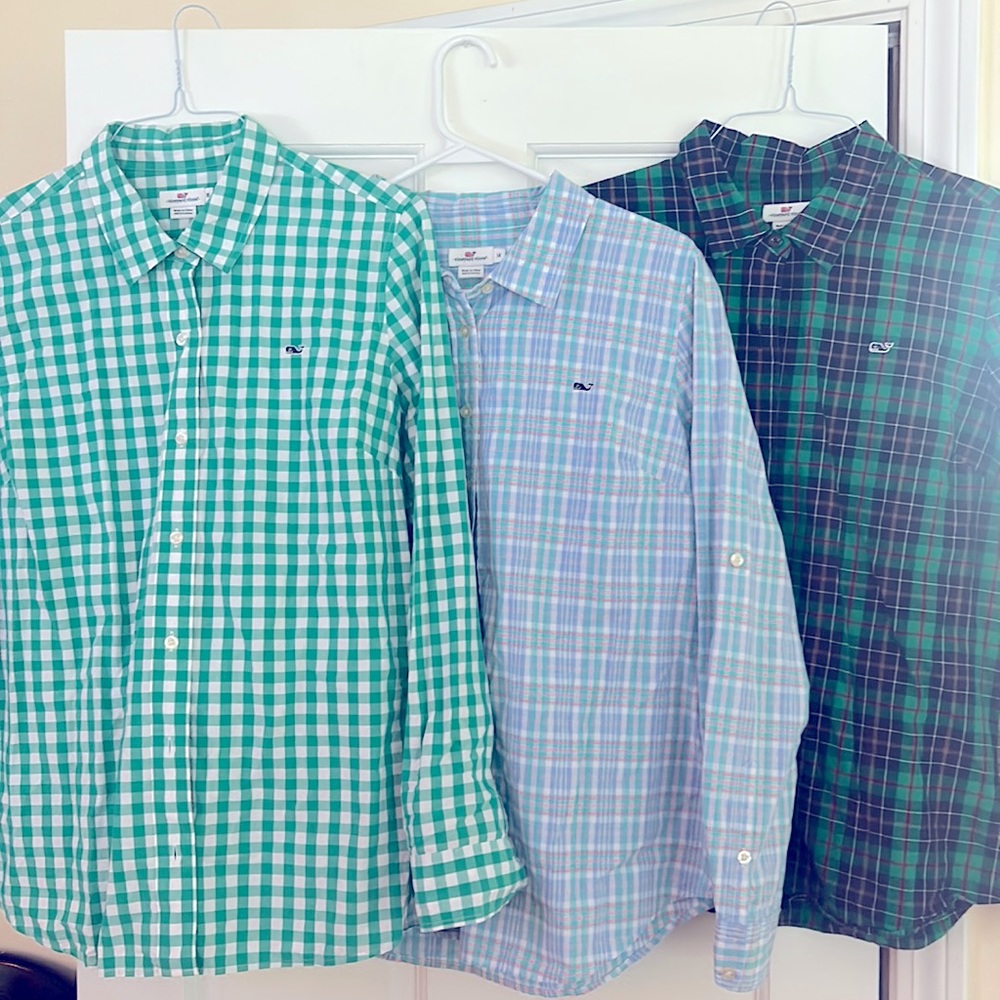 SOLD Vineyard Vine, 3 long sleeve, plaid , women’s shirts, lot of 3 shirts